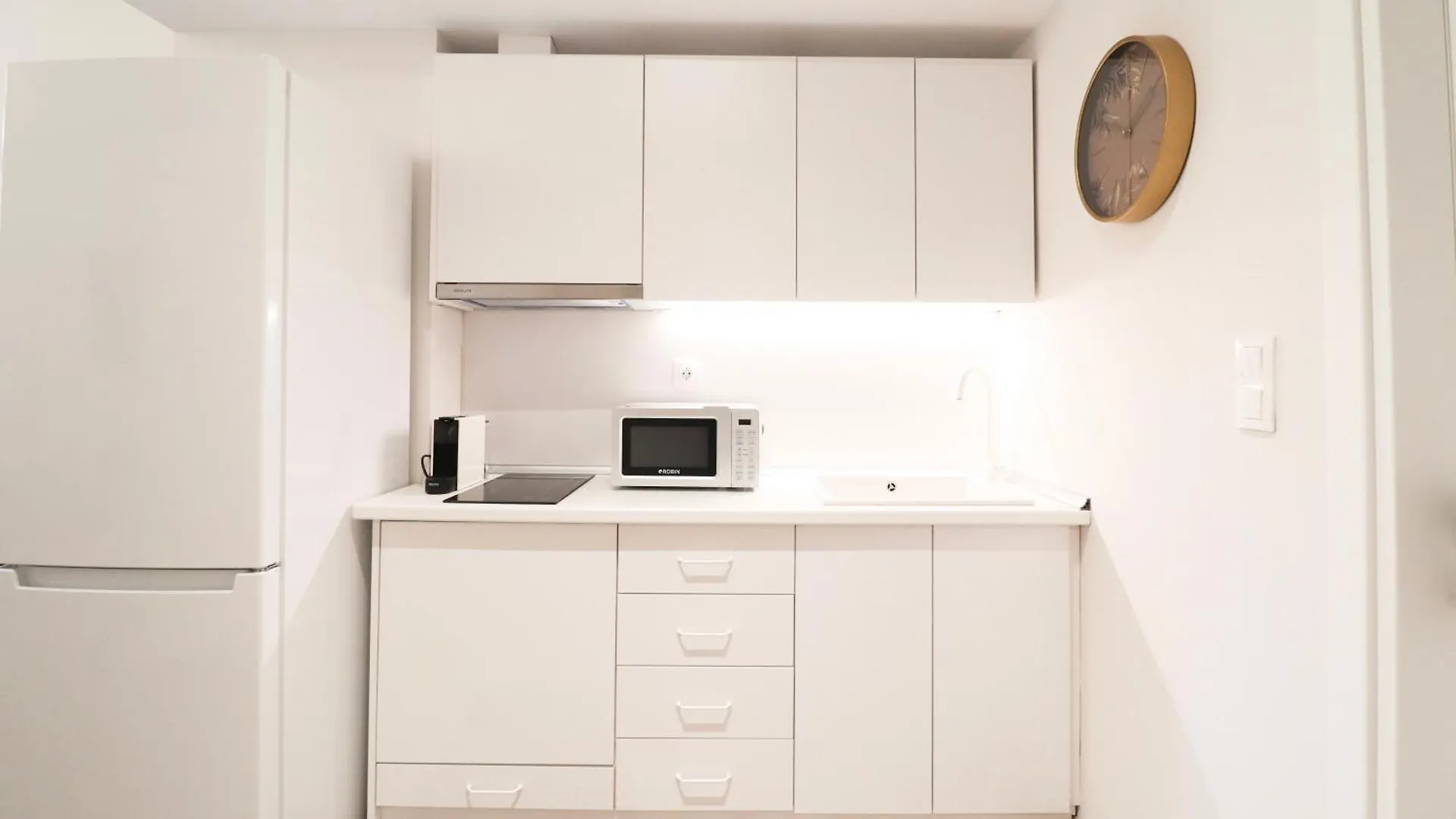 Apartment F & B Collection - Central Thessaloniki Greece