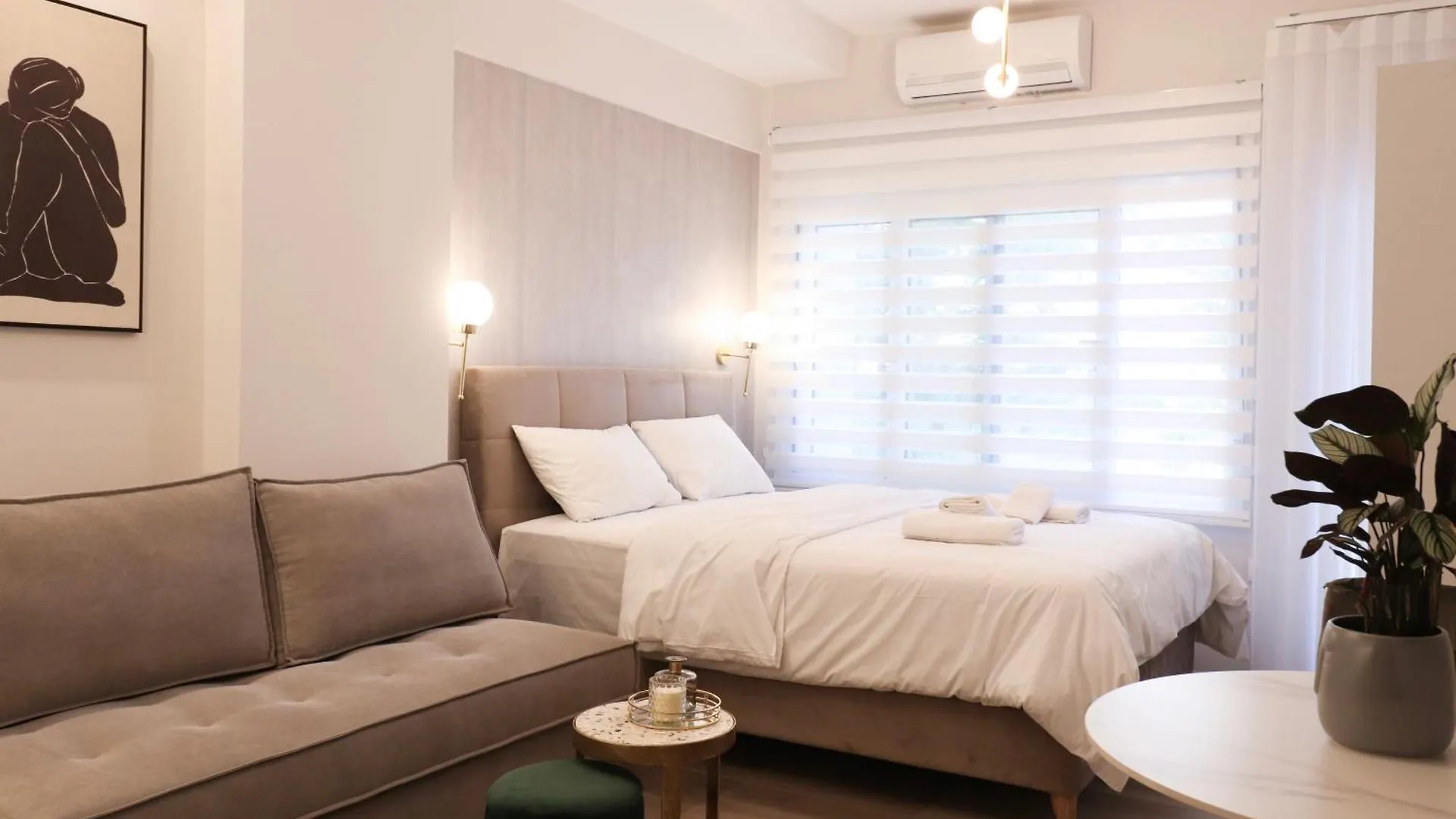 F & B Collection - Central Thessaloniki 0*,