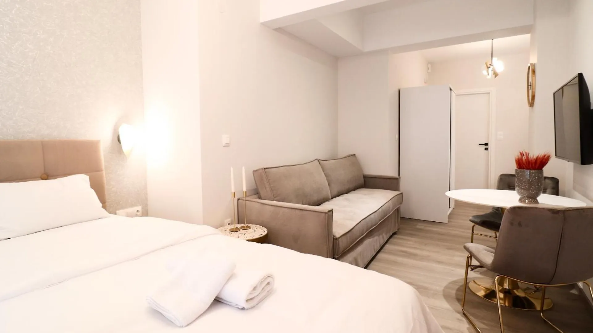 F & B Collection - Central Thessaloniki